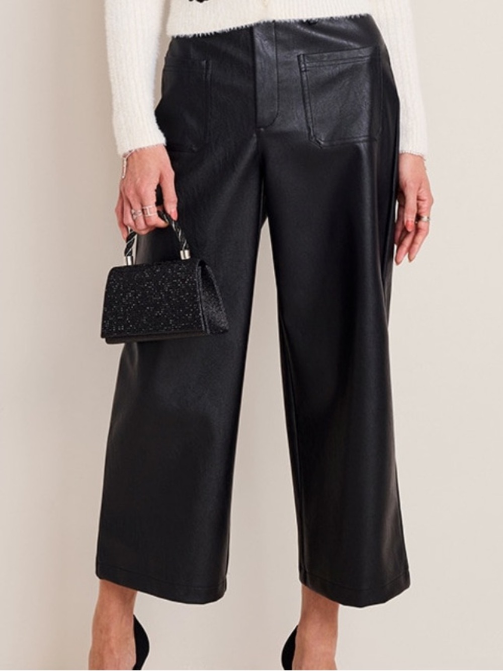 Faux
Leather
Culotte Pants